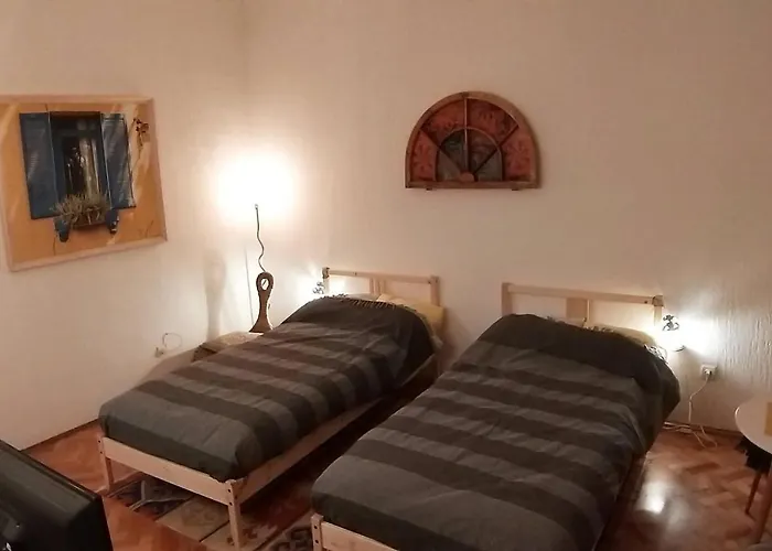 Bgmignonne, So Cozy, So Relaxing, So Near Center Apartmán